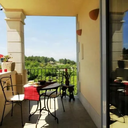 With 5 Bedrooms